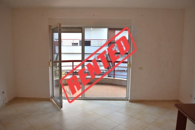 One bedroom apartment for rent in Kolombo street near the Dry Lake in Tirana.
It is positioned on t